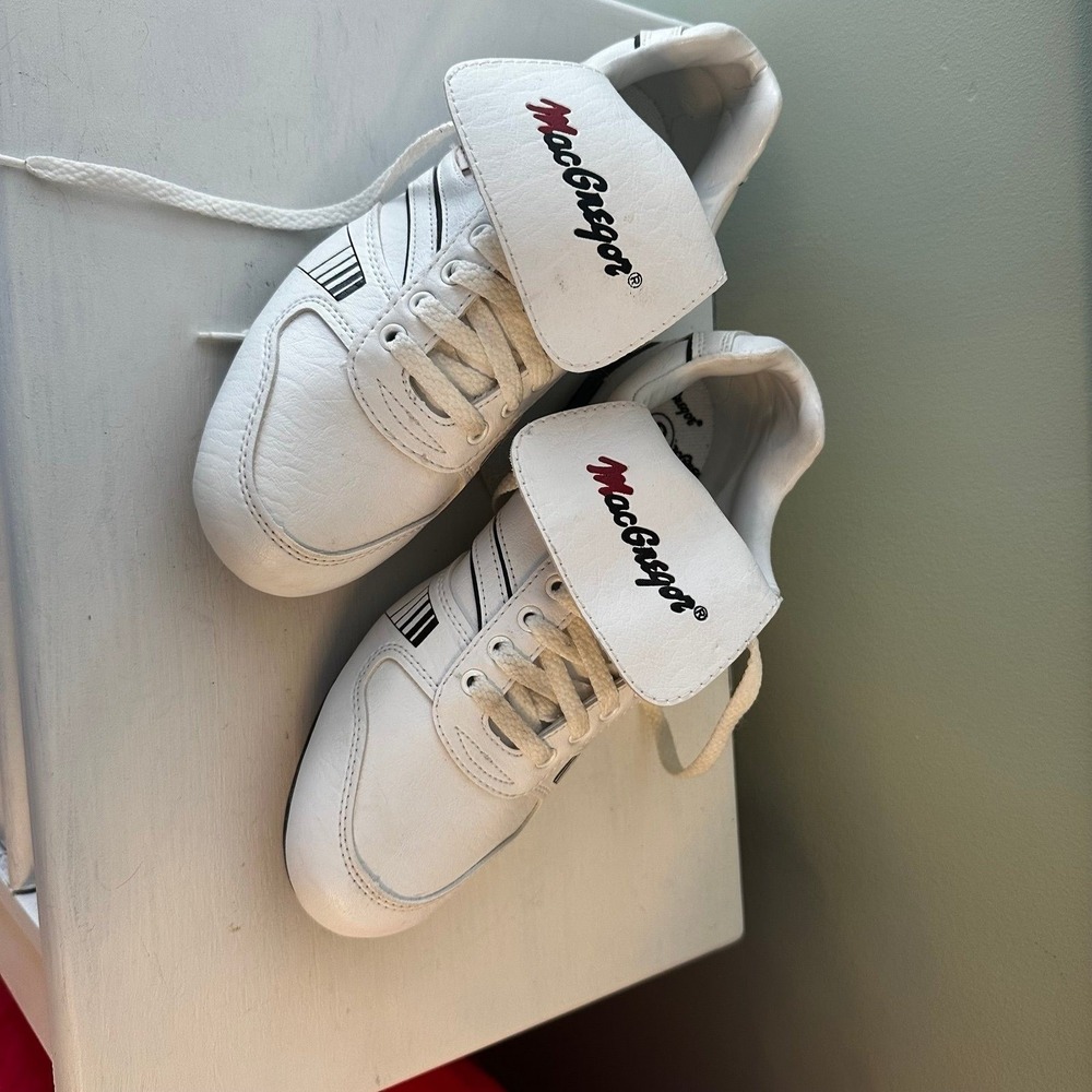 MacGregor women's soccer cleats shoes vintage like new size 8